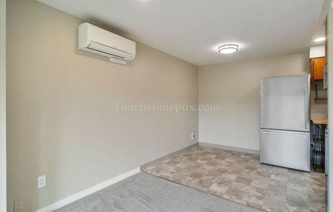 2 beds, 1 bath, 864 sqft, $1,695