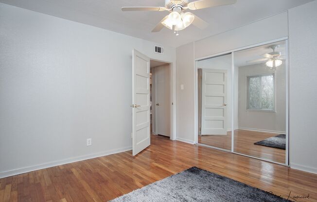 2 beds, 1 bath, $850, Unit 409D-MADISON PARK APARTMENTS