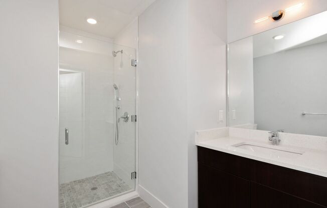 2 beds, 2 baths, 1,003 sqft, $2,950, Unit 413