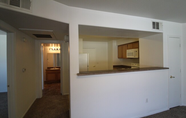 2 beds, 2 baths, $1,495, Unit Parcel #:  178-15-315-188