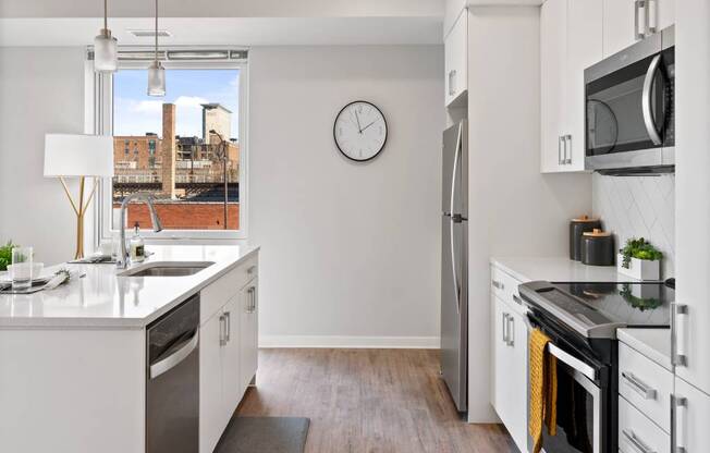 Fully Equipped Kitchen at 23rd Place Apartment, Illinois, 60654