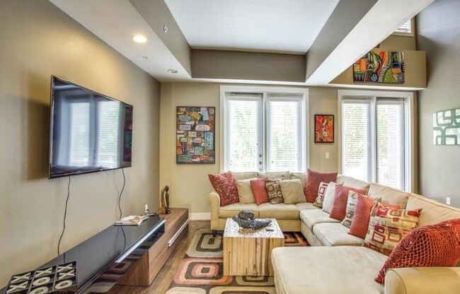 5055 Addison Cir