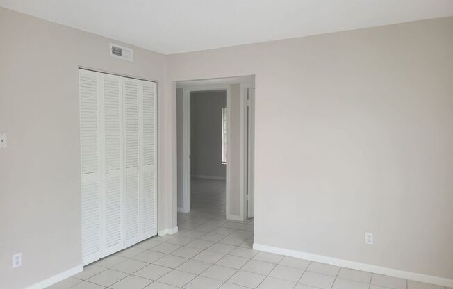 MAS1 - 15417 Livingston Ave