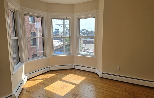 9 11 BISMARCK ST