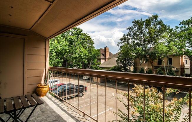 2 beds, 2 baths, 1,074 sqft, $1,250