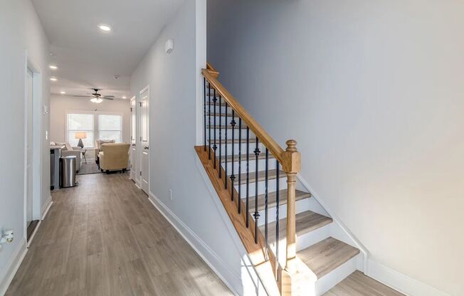 3 beds, 2.5 baths, 1,407 sqft, $2,012, Unit 8149