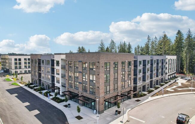 1 bed, 1 bath, 548 sqft, $1,700, Unit 329