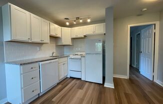 1 bed, 1 bath, 450 sqft, $1,549, Unit 5326 Fifth Ave. #01