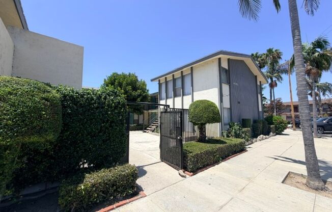 6351 Linden Ave