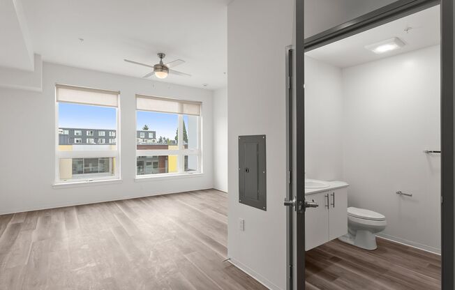 Studio, 1 bath, 295 sqft, $1,150