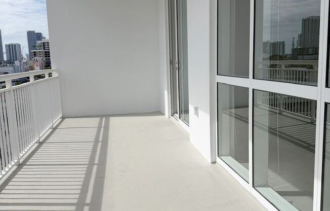 Studio, 1 bath, 962 sqft, $3,150, Unit Unit 505