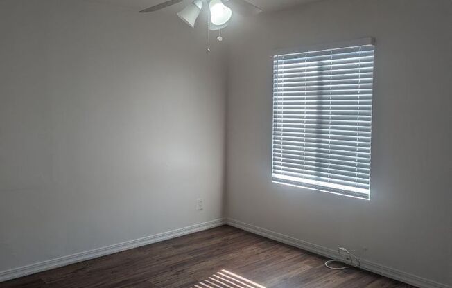 2 beds, 1 bath, $1,500, Unit Unit A