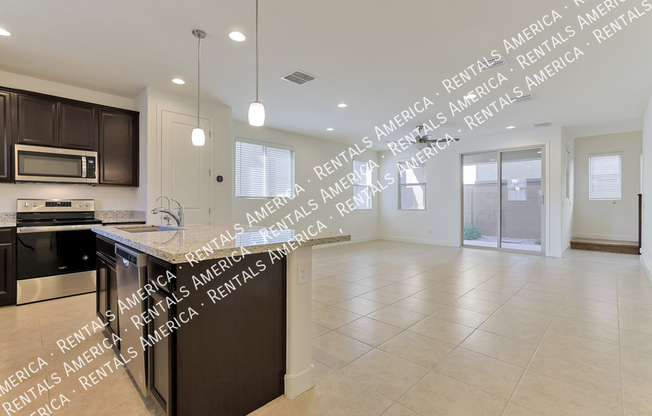 2820 S JOSLYN
