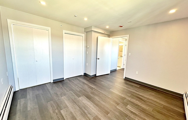 1 bed, 1 bath, 671 sqft, $3,000, Unit 601