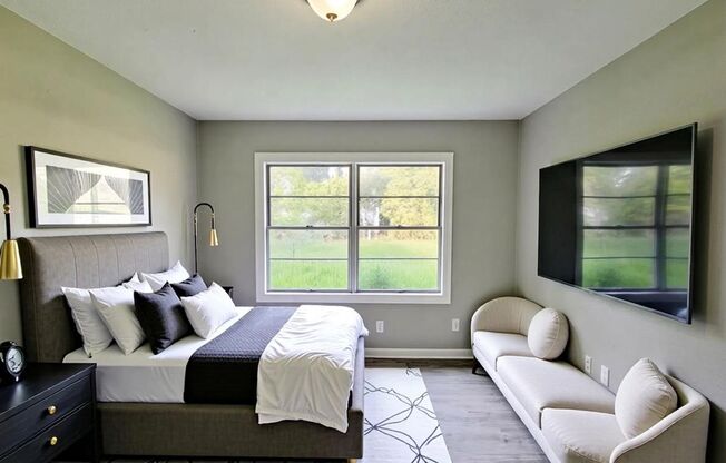RECENTLY REMODELED 4 BEDROOM 2 BATH HOUSE IN MEDICAL CENTER
