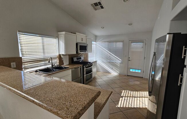 Single story with a POOL in Spring Valley!!!