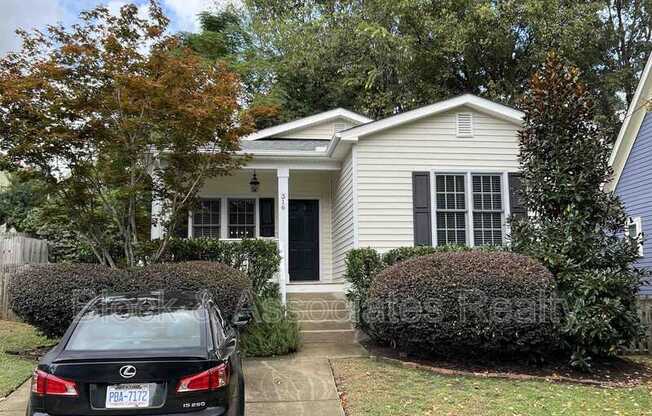 3 beds, 2 baths, 1,089 sqft, $2,400