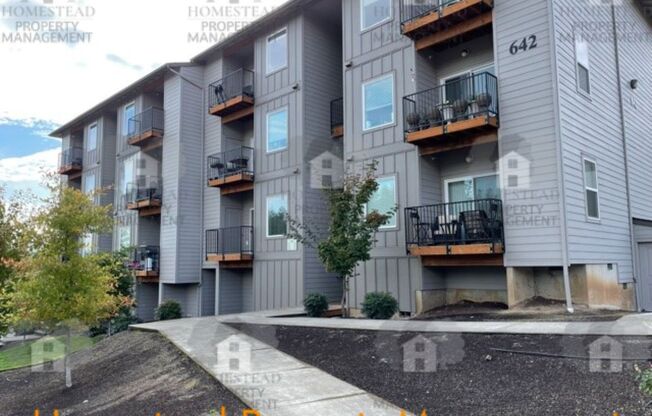 2 beds, 2 baths, 938 sqft, $1,450, Unit 644 - 210