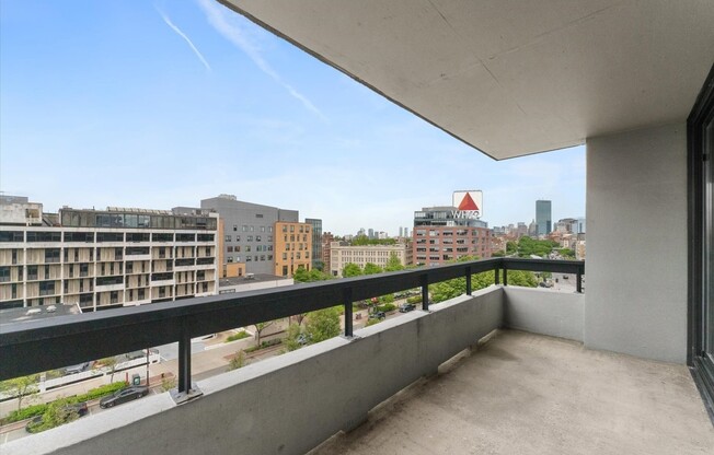 1 bed, 1 bath, 850 sqft, $3,500, Unit 703