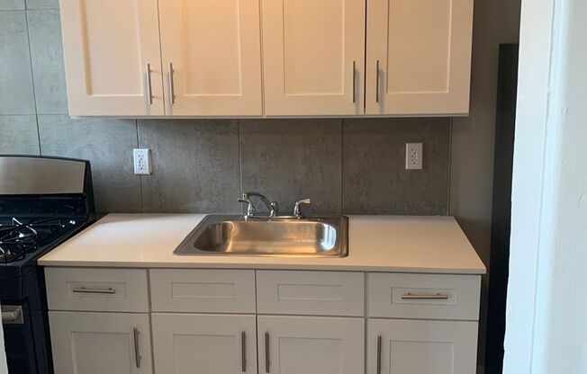 1 bed, 1 bath, 500 sqft, $925, Unit A-21
