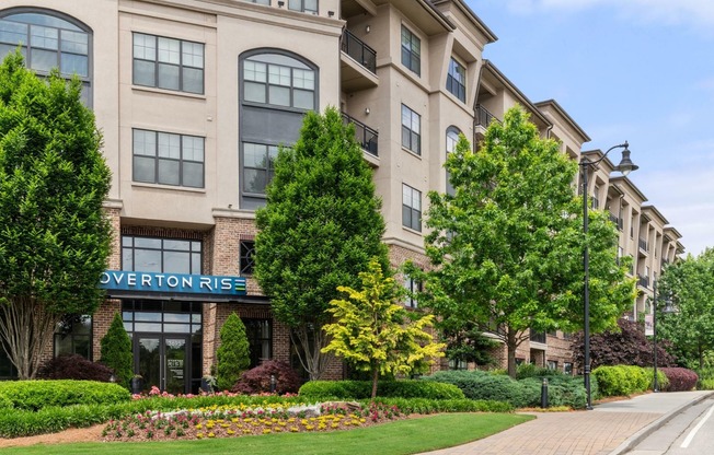 Building Entrance | Apartments in Atlanta, GA | Overton Rise