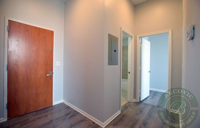 1 bed, 1 bath, 705 sqft, $2,100, Unit 208