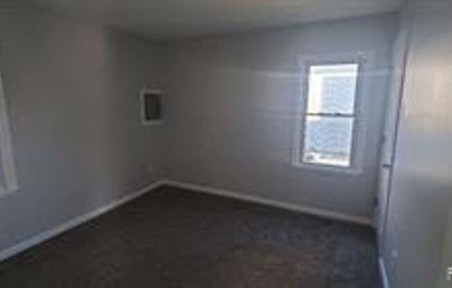 3 beds, 1 bath, $1,500