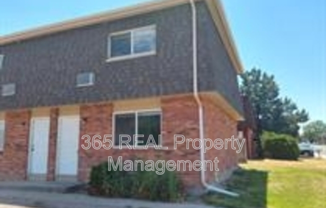 706 37 AVE