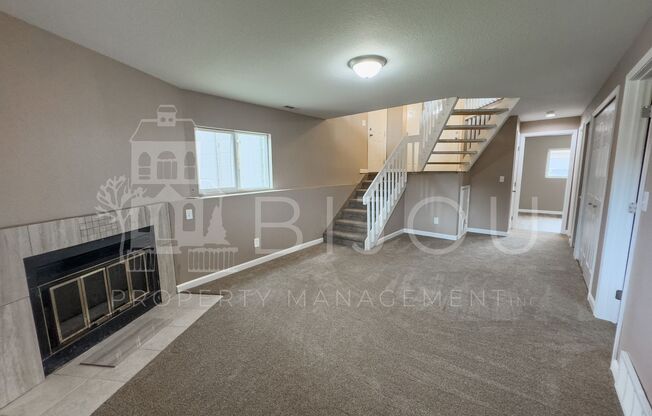 3 beds, 2 baths, $2,100