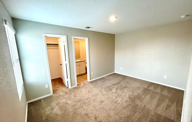 2 beds, 2.5 baths, $1,399