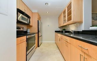 1 bed, 1 bath, 750 sqft, $3,800, Unit 11