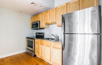 2 beds, 2 baths, 1,300 sqft, $2,500, Unit 111