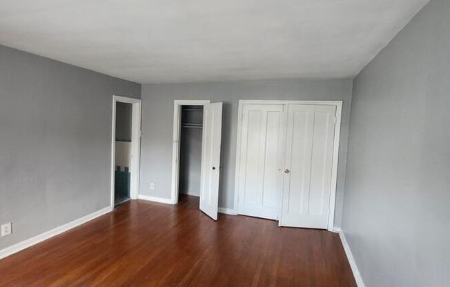5206 MONTGOMERY RD