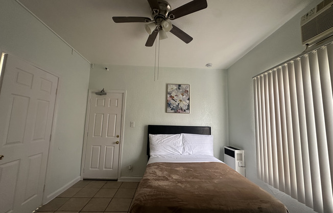 Studio, 1 bath, 132 sqft, $994.58, Unit 307