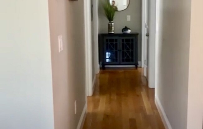 3 beds, 1 bath, 1,250 sqft, $3,000, Unit 2