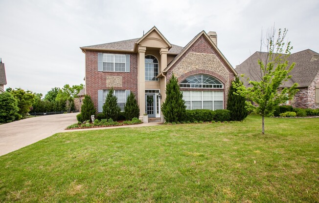 Gorgeous Jenks West Home On Cul-De-Sac!