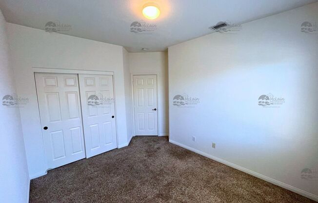 Fantastic Town home off of 76 with A/C.
