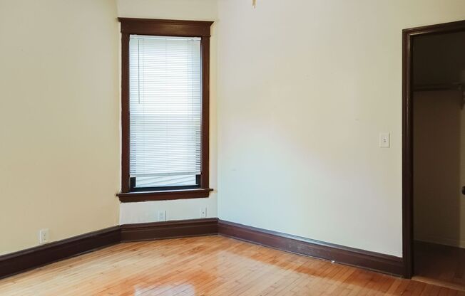 2 beds, 1 bath, 1,125 sqft, $2,995, Unit 3639-2
