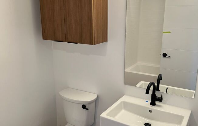 Studio, 1 bath, 422 sqft, $2,530, Unit 708