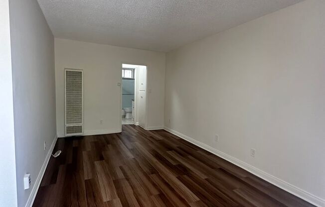 1 bed, 1 bath, 650 sqft, $2,095