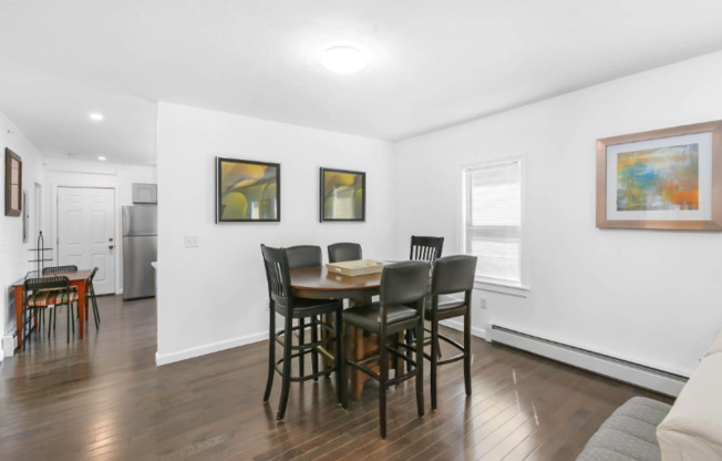 15 XX HAWLEY ST