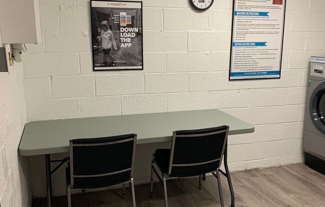 2 beds, 1 bath, 930 sqft, $1,620, Unit C005