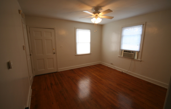 1206 Green