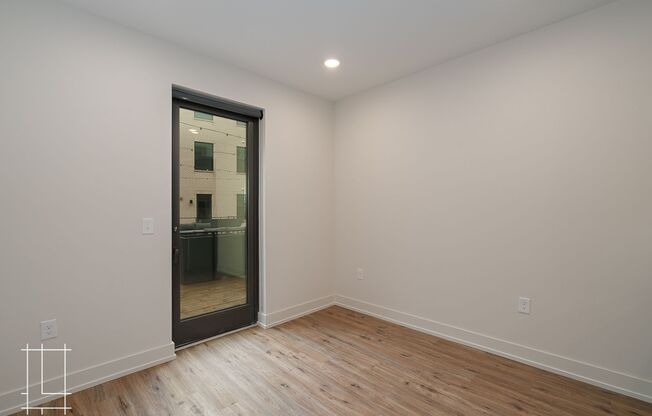 1 bed, 1 bath, 470 sqft, $1,325, Unit 1050 N 4th St. Apt. 209