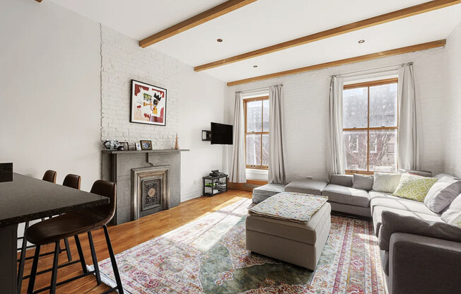 259 W 132 ST