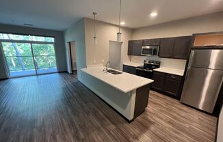 1 bed, 1 bath, 824 sqft, $1,650, Unit 142-206