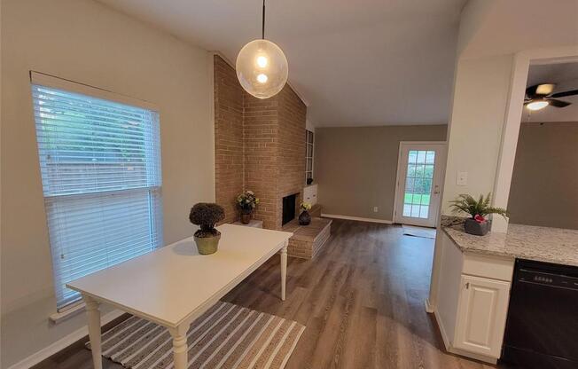 412 MALDEN DR