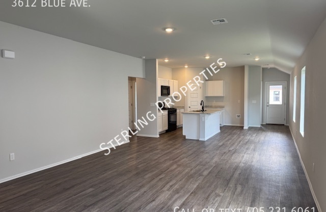 3612 BLUE AVE