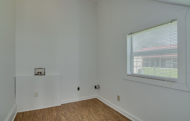 Watkins St  537