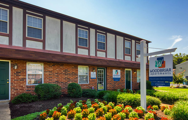 Exterior of leasing office at Woodbriar Apartments